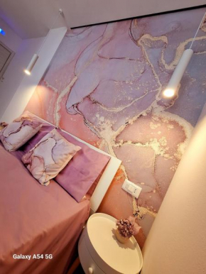 Flowers Apartment